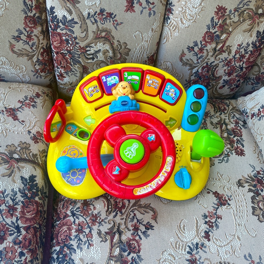 V tech turn and learn driver toy